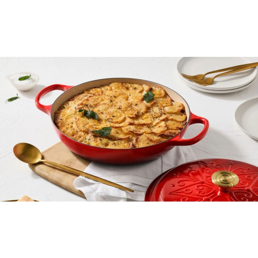additioanl image for  Le Creuset Xmas Low Cass. Cerise 30 cm 